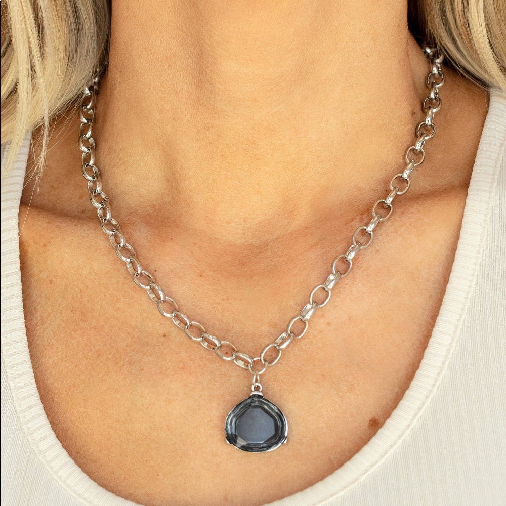 Gallery Gem - Silver Necklace